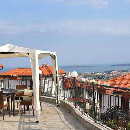 On The Black Sea 别墅