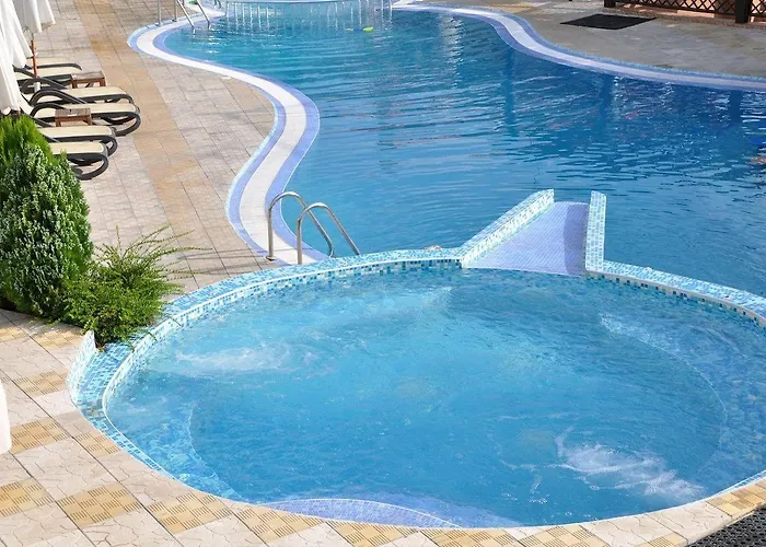 On The Black Sea ساني بيتش